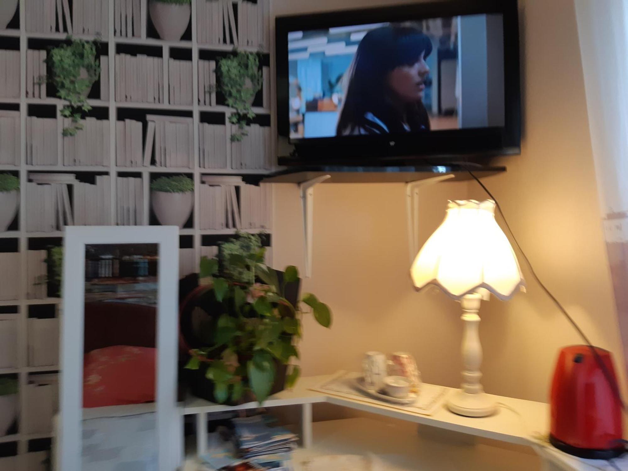 Chambre Lit Double Dans Pavillon , Chez Lilyanne Tonnay-Charente المظهر الخارجي الصورة